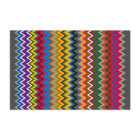 Vinyl dense rug from the ZigZag collection ,118x180 cm cm size with shade of bold colors fashion zigzag patterns. Perfect for the living room or the kitchen areas, they are non-Slip and durable and perfect for indoor and outdoor use to enhance your floors.