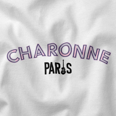 White unisex T shirt Paris district: Charonne model with cheerful colors. Fitted T shirt and 100% cotton that will give you style with this popular district of Paris. Also available with other emblematic neighborhoods of Paris to show your love for this city rich in history and emotion.
