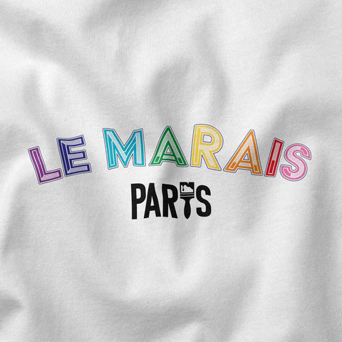 White unisex T shirt Paris district: Le Marais model with symbolic colors of the district . Fitted T shirt and 100% cotton that will give you style with this lively district of Paris. Also available with other emblematic neighborhoods of Paris to show your love for this city rich in history and emotion. 