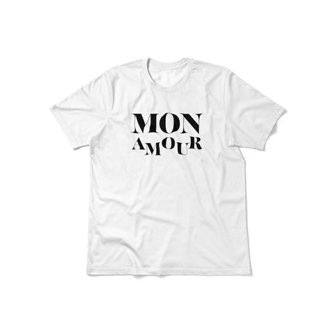 Classic white t-shirt for men with the love French message Mon Amour in black. A timeless piece 100% in cotton to wear with jeans and a blazer for a urban look. It's up to you to choose your color, your French quotes to give you a stylish look and offbeat style.